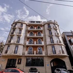 Highgarden 4* تبليسي