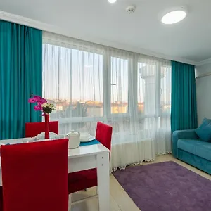 2* Aparthotel House